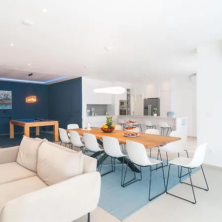 Holiday home Gorgeous In With Kitchen *