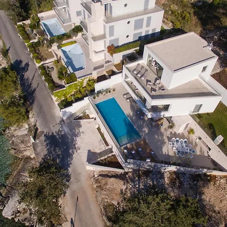 Awesome In With Sauna