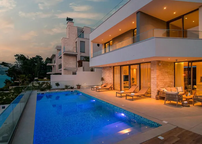 Awesome In With Sauna * Splitska