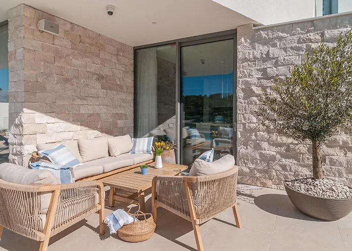 Nyaraló Awesome In With Sauna *