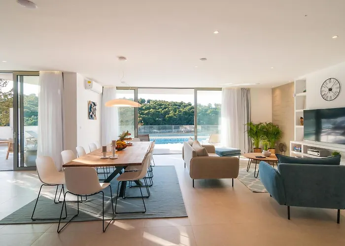 Awesome In With Sauna Nyaraló